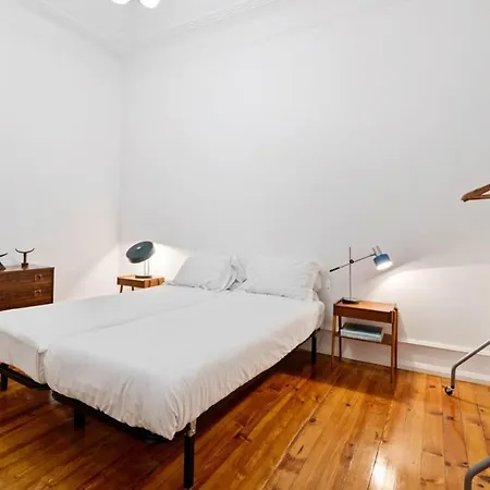 Beautiful 2 Bedroom Apartment In Lisbon Lisboa