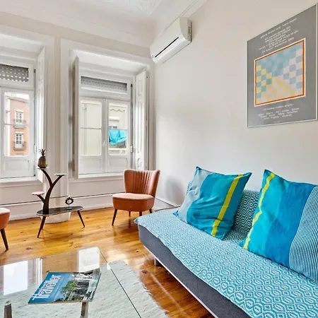 Apartman Beautiful 2 Bedroom Apartment In Lisbon